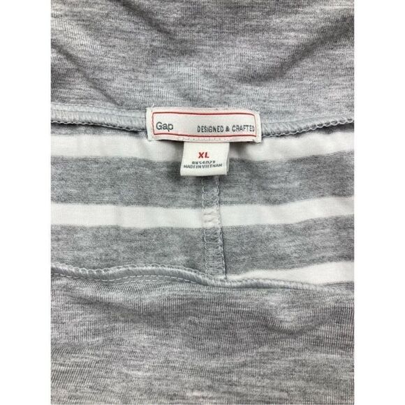 Gap fold over waist white and grey striped skirt - Picture 3 of 3